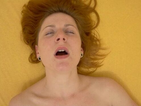Amazing Ginger has Squirting Orgasm