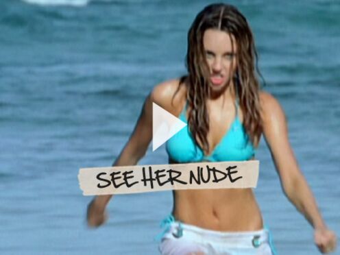 Amanda Bynes of Nickelodeon fame shows off her smoking sexy body