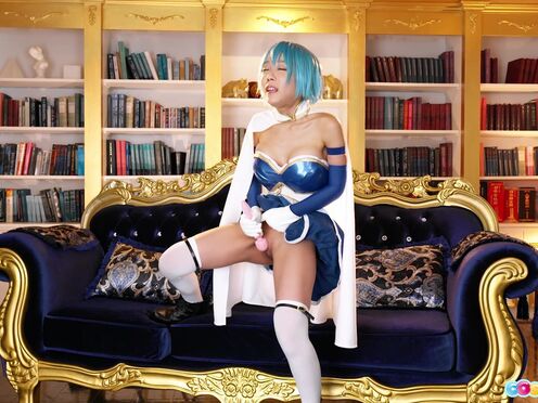 Teasing turns into hardcore toy session with Nanako Nanahara