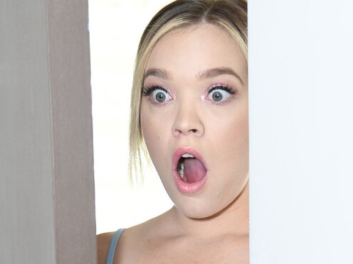 Hey hot girl watch porn together don't be so introverted! - Katie Kush