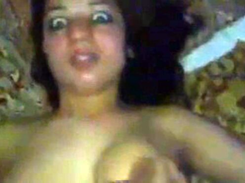 Arab stepsister Doesn't Expect Creampie