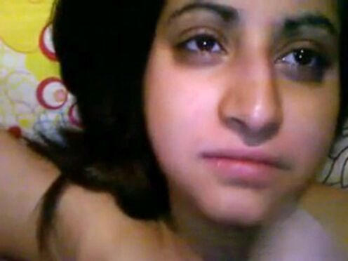 Indian Teen GF Wants Facial Cumshot