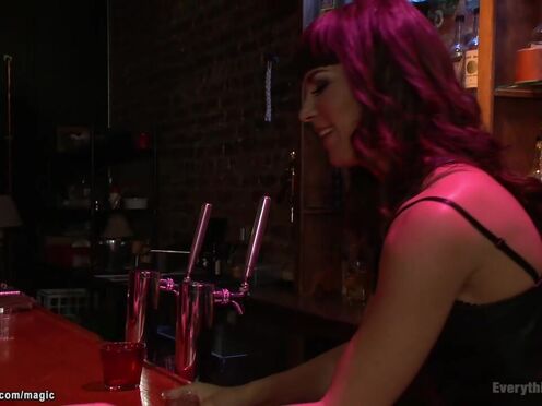 Dyke biker rimmed & ass pumping fisted