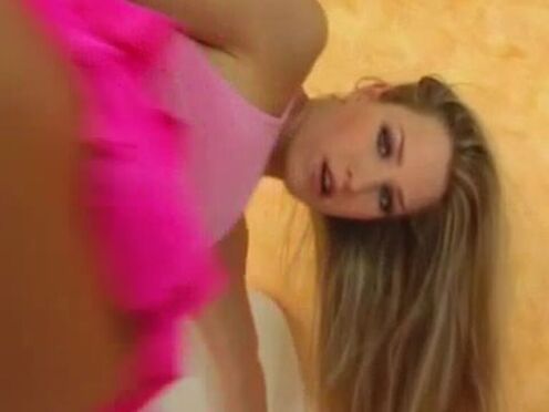 Katy fingers snatch & spreads lips for a big banana