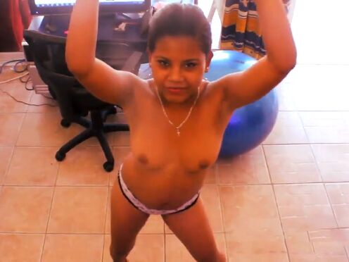 Toticos Jennifer 2 Dancing