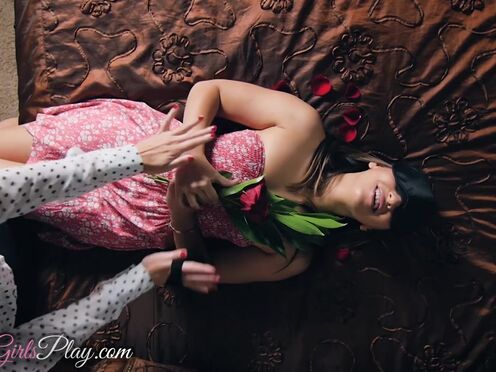 Dirty lesbo girls fuck backstage