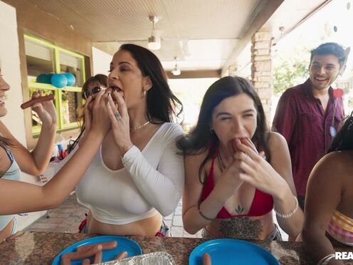 REALITY KINGS BBQ Bash & Sneaky Smash - Miss Raquel, Selina Bentz, AJ
