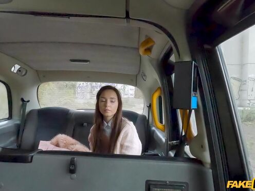 Tight university chick needs a ride - Zeynep Rossa
