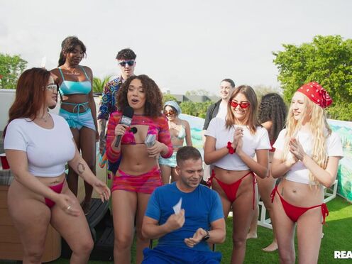 REALITY KINGS Money Talks: Red-Sexy Rooftop - Amari Anne, Willow Ryder, Nia Bleu, Selina Bentz, Daisy LaVoy, Nicky Rebel, Ethan Seeks