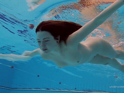 Tight brunette Russian sexy girl Katy Soroka swims