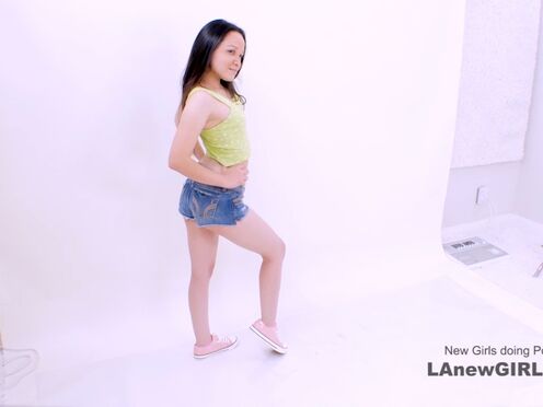 New  Cutie Pie Gets Cum in Mouth Tiny Teen Castings