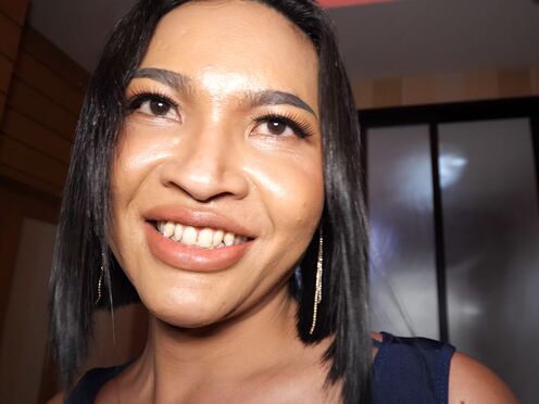 Fresh Thai ladyboy Duan gives her customer a massage with ass fucking