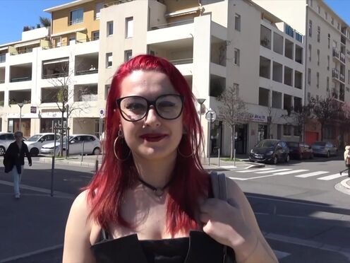 Nikita, 23, from Juan-les-Pins!