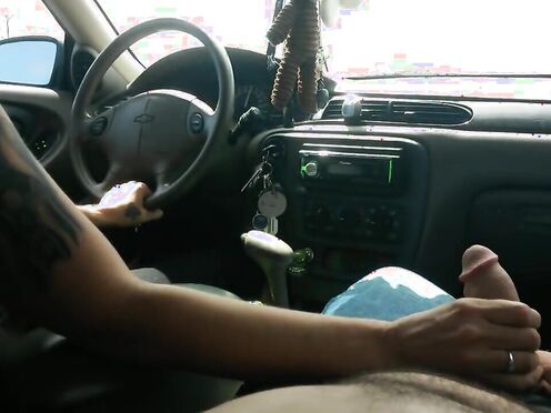 Crazy Tart Handjobing Dude While Driving On The Highway