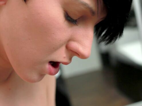 Toying with the clit before bed makes for good sleep