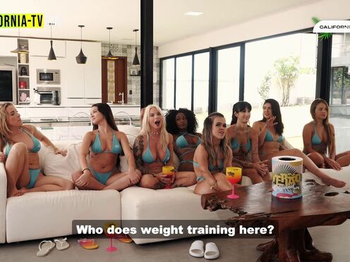 Sexy influencer kisses married tourist on beach in Brazil!