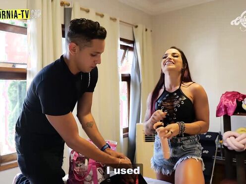 Brazil's anal fuck queen is caught sucking the cunt of a famous TV presenter, ba