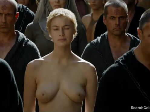 Lena Headey bares her naked body in Game of Thrones