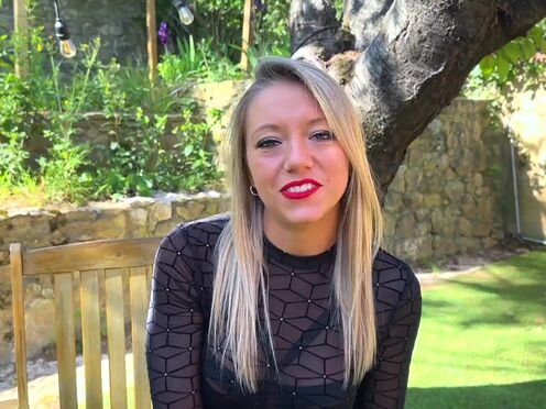 Ashley, the babe from Cassis, sucks like a boss!