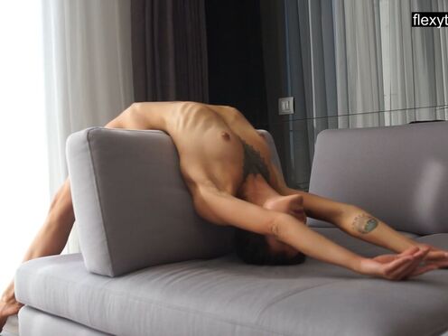 Sexy gymnastics on sofa with Sima Strekoza