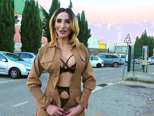 Soraya is hungry for new experiences!