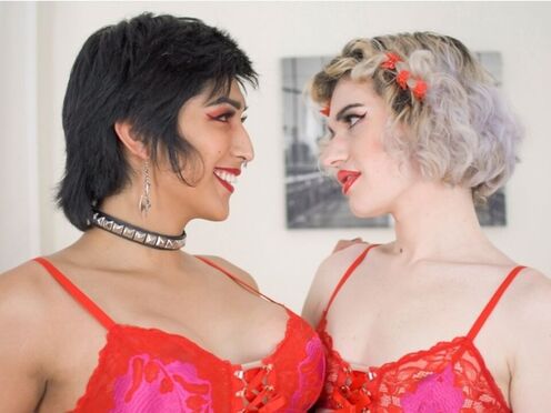 TGIRLS PORN: Pixi Lust and Serena Bubbles Make Love