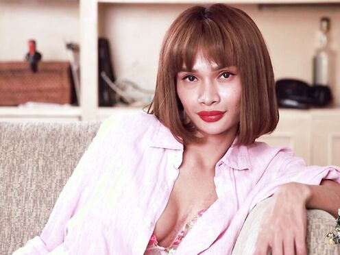 FRANKS-TGIRLWORLD: Mei's Steamy Action!