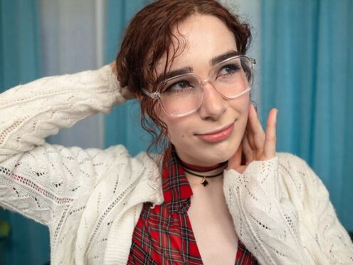 FEMOUT XXX: First-Timer Venus Dream!