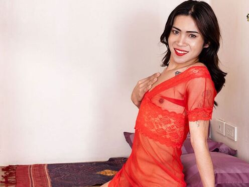 FRANKS-TGIRLWORLD: Cum To Alex!