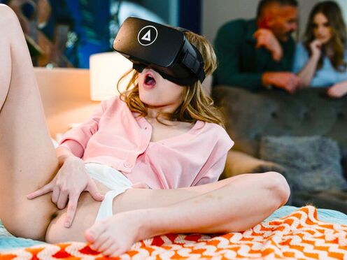 Stepdaughter masturbate under vr headset