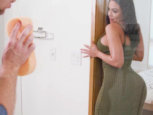 Perfectly hot COUGAR wants a shaft in her booty