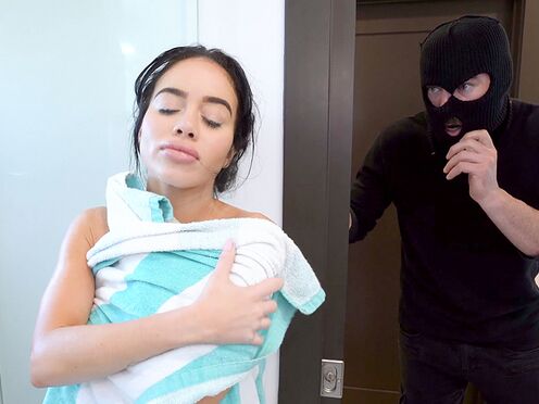 Huge Boobs COUGAR Victoria June Surprised by Thief