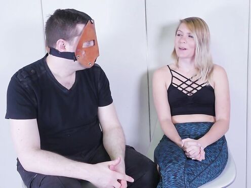 Throat screwed wifey washes out her mouth