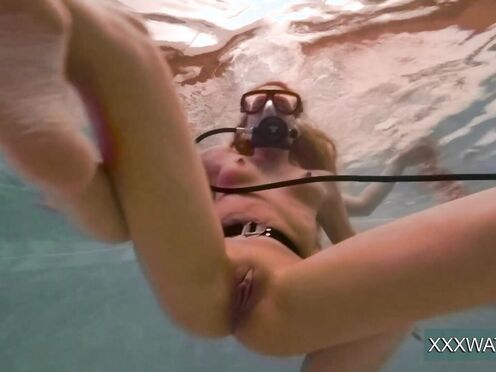 Sexy chicks with a guy in the pool