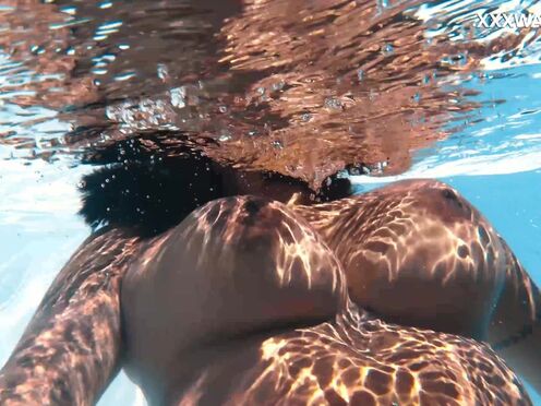 Very horny big booty & huge tits Latin Yorgelis in the pool