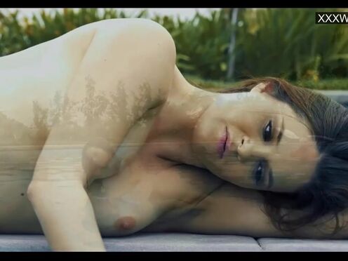 Italian beautiful babe Vanessa being banged in the pool