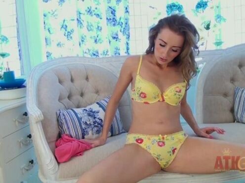 Pale brunette cutie Sophia slowly strips to spread her gorgeous trimmed cunt