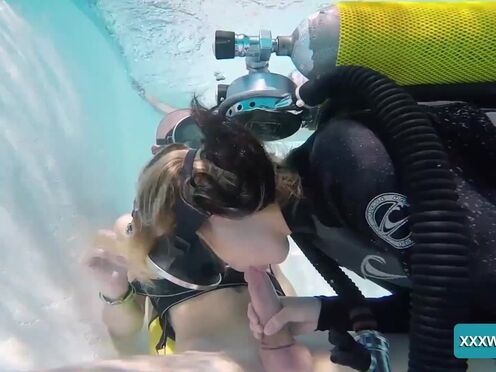 Monica is twat & mouth screwed underwater