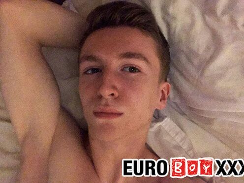 Fit Alexander Light Films Himself While Masturbating Hard Meat