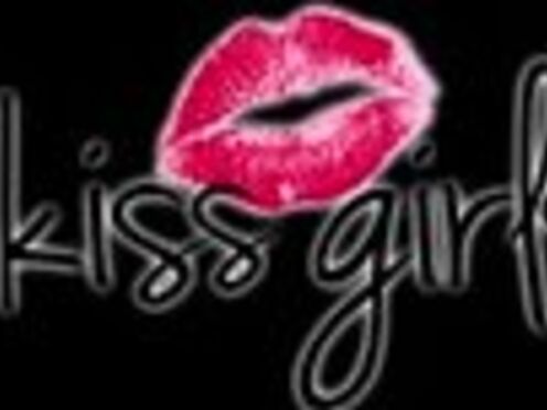 Lustful Brunettes Elle Alexandra & Kiera Winters Lick Their Wet Twats!