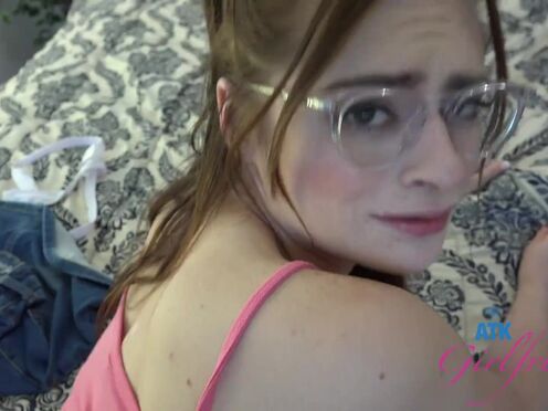 Amateur sexy girl sucks your prick P-O-V & takes it deep, GFE experience Reese Robbins