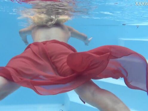 Russian mesmerizing beautiful babe horny in the pool