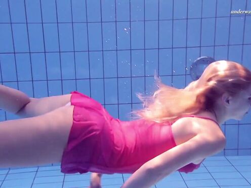 Russian sexy beautiful babe Elena Proklova swims naked