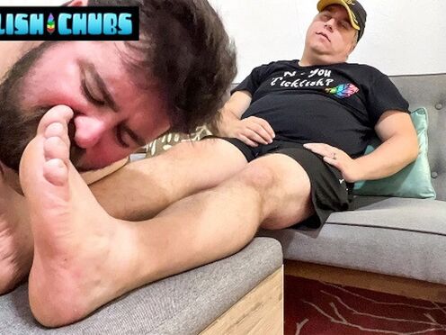 Incredible Nemo Licks Matts Feet To Sensation