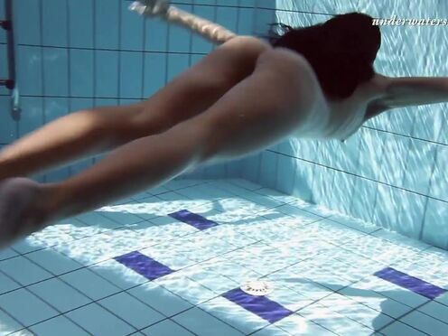 Gypsy ebony haired beautiful babe swimming underwater