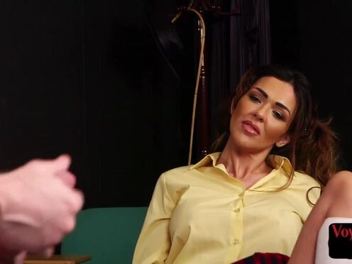 Collegeuniform voyeur seduces teacher