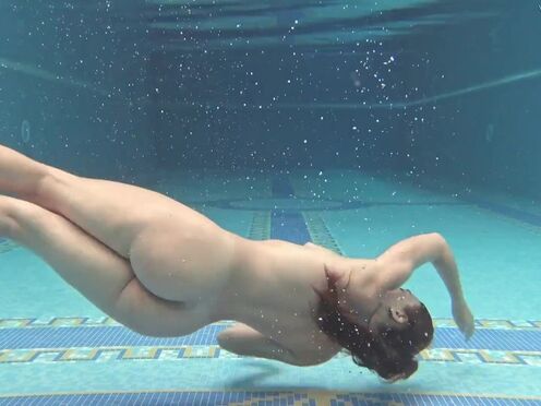 Sazan Cheharda on & underwater naked swimming