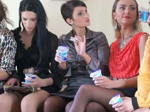 LESBIAN YOGHURT PARTY #1