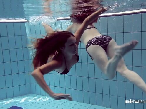 Astonishing babes swimming without clothes & have fun