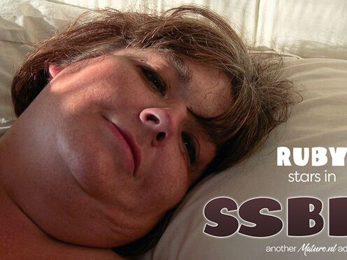SSBBW Ruby plays in bed with her huge saggy tits & massive snatch!